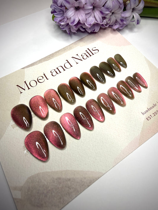 Cat Eye Nails Chameleon