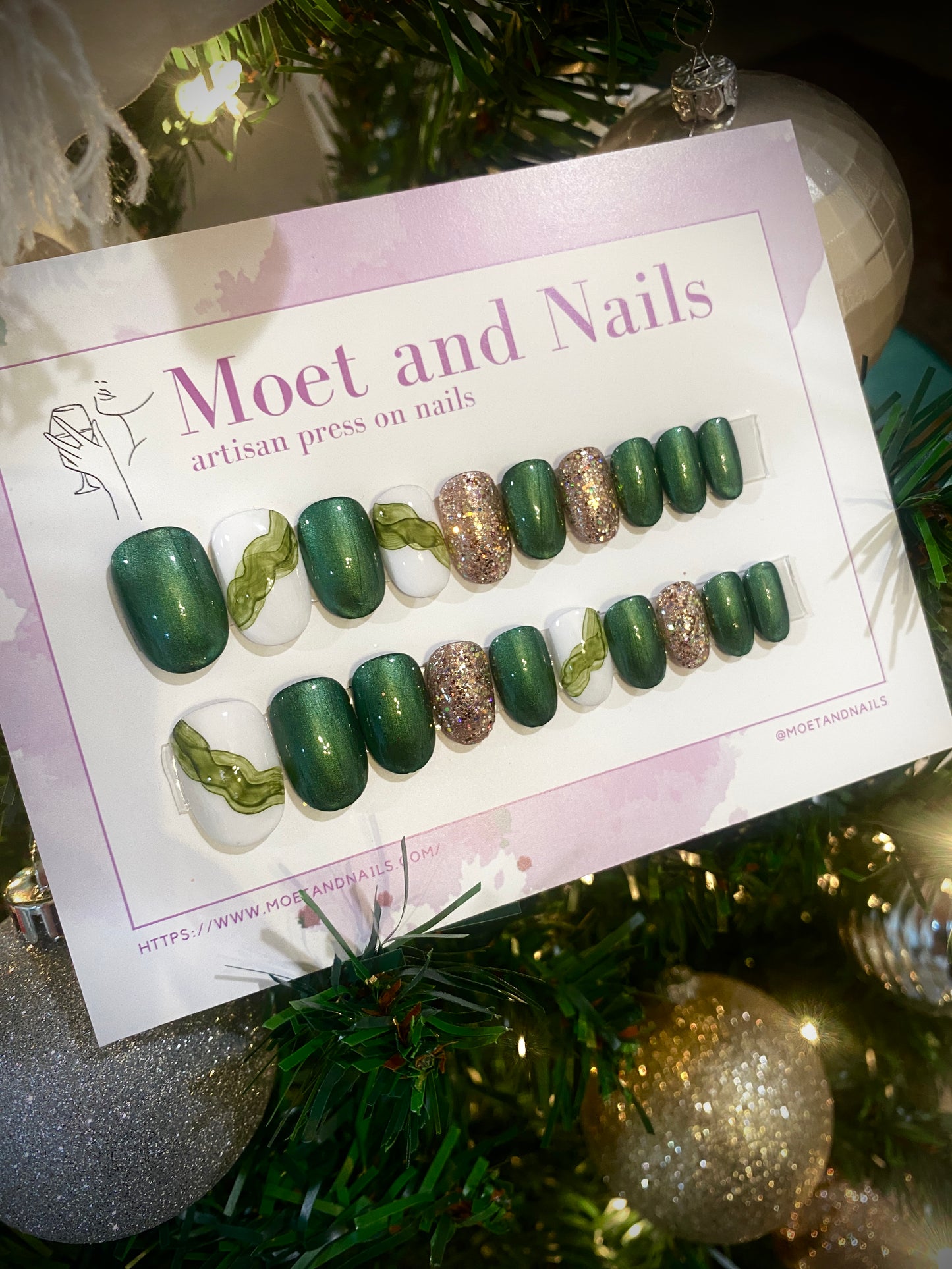 Mistletoe Kiss